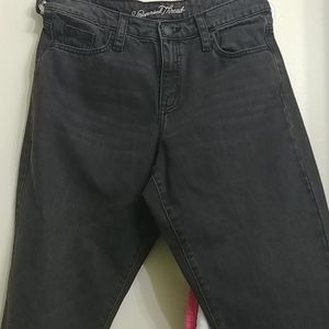 Universal thread jeans